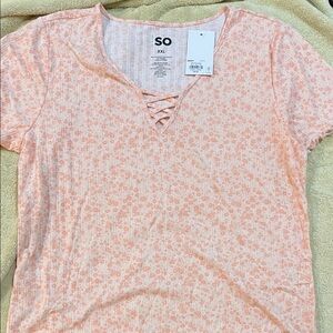 SO Women's Light Peach Floral Lace-Up Tee